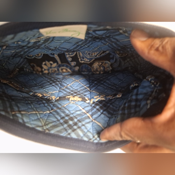 Vera Bradley purse- medium- Good used condition - Picture 2 of 8